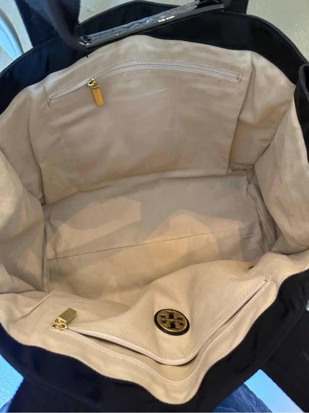 Tory Burch black tory